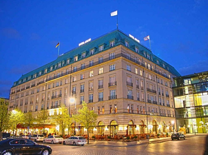 011_Schoene Aussichten Touristik - pixabay - adlon-565508_1280